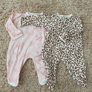 Magnetic onesies